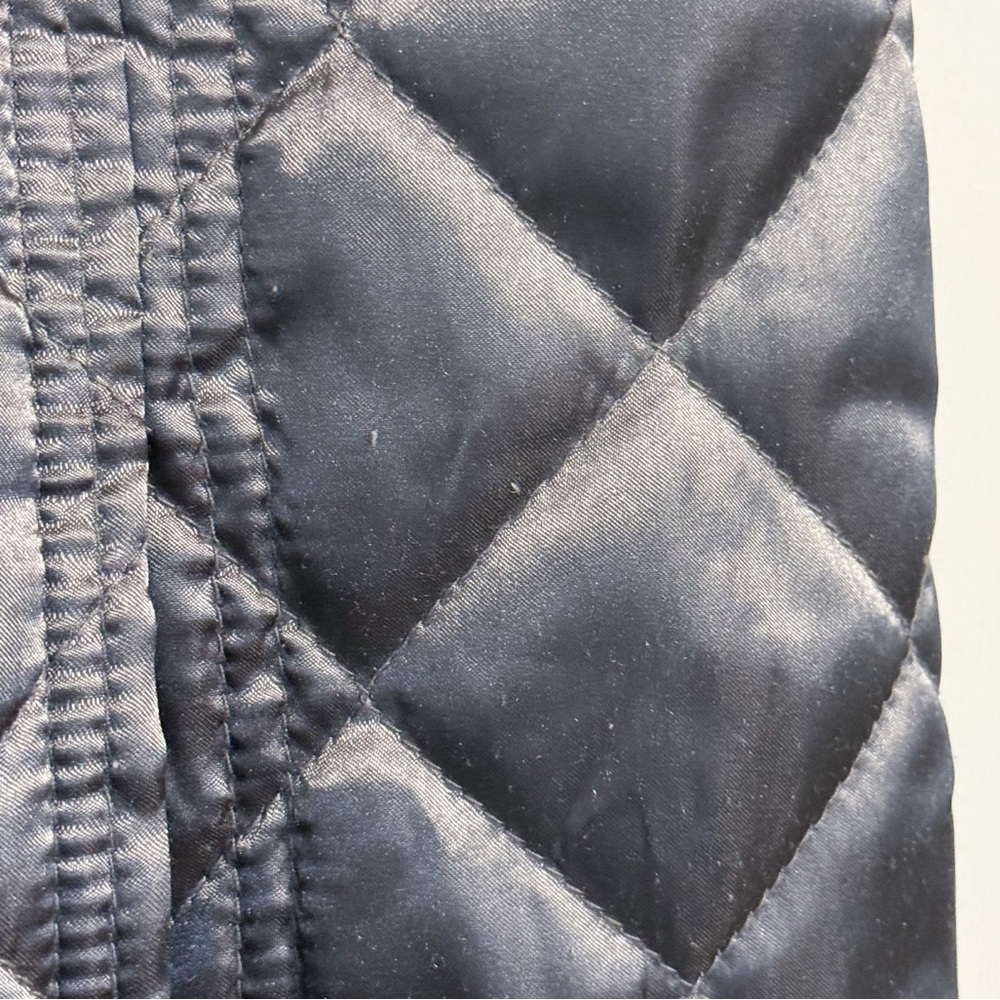 Covington Silver Gray Quilted Vest Women’s L Faux Fur Collar Zip Front - Picture 9 of 16